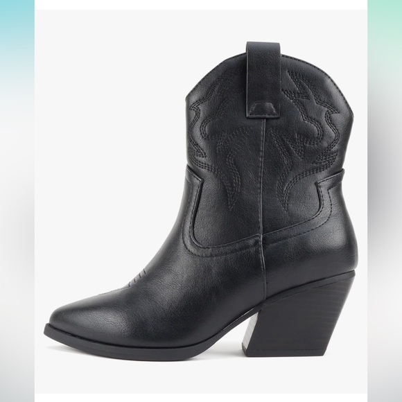 Brand new cow girl boots - Picture 1 of 6